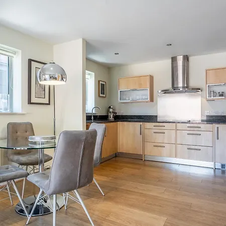 Apartment 10 Stonegate Court York